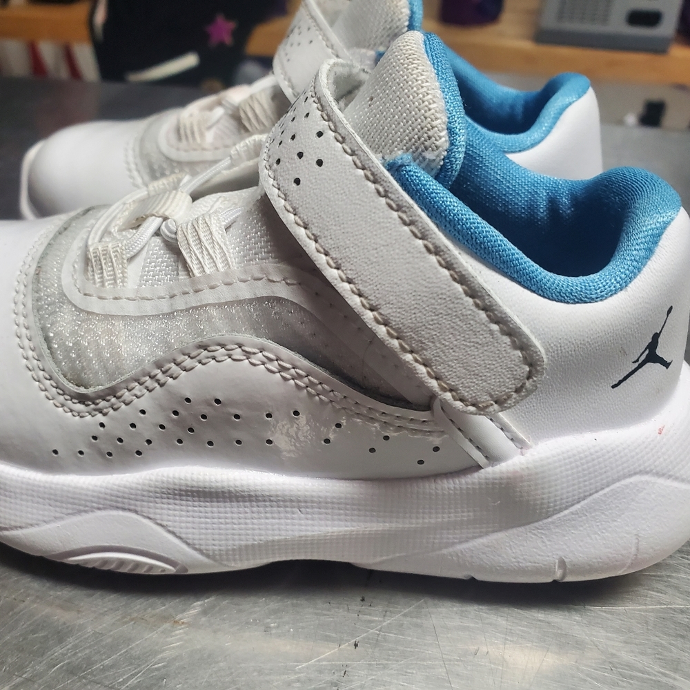 Size 7c toddler Jordans